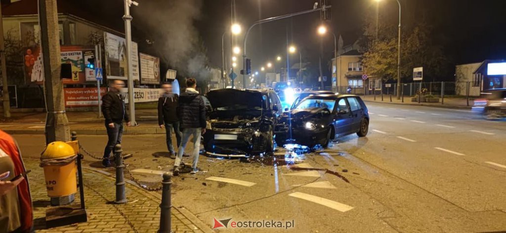Wypadek w centrum Ostrołęki [03.11.2021] - zdjęcie #4 - eOstroleka.pl