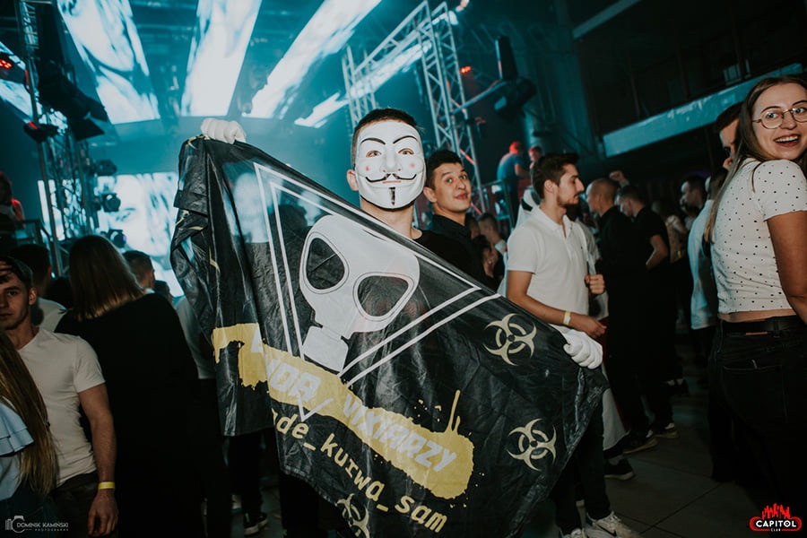 Halloweenowa Domówka Wariatów w Clubie Capitol Sypniewo [30.10.2021] - zdjęcie #16 - eOstroleka.pl