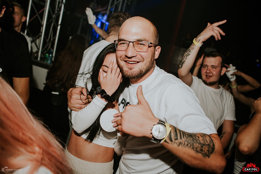 Halloweenowa Domówka Wariatów w Clubie Capitol Sypniewo [30.10.2021] - zdjęcie #10 - eOstroleka.pl