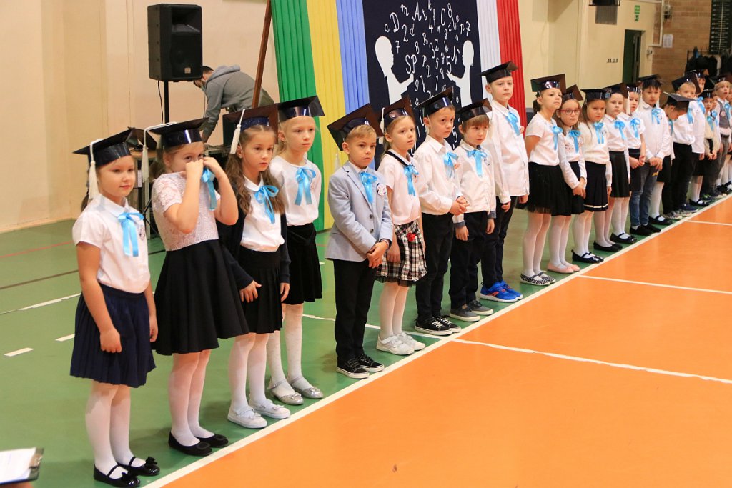 Pasowanie na ucznia w Szkole Podstawowej nr 5 im. Zofii Niedziałkowskiej w Ostrołęce [03.11.2021] - zdjęcie #164 - eOstroleka.pl
