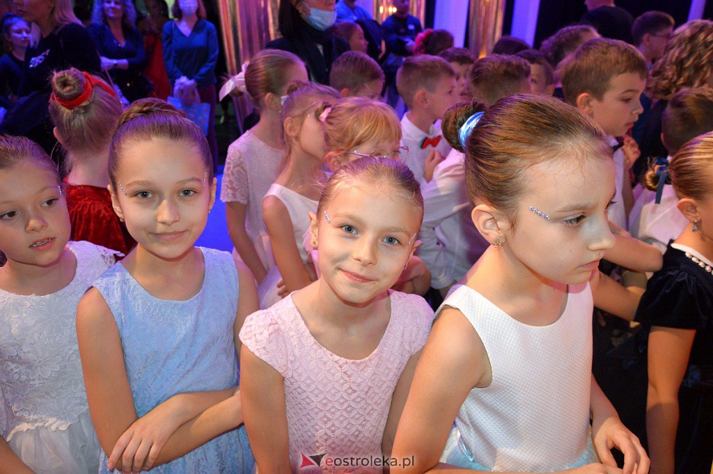 Turniej tańca O złotą podwiązkę [06.11.2021] - zdjęcie #226 - eOstroleka.pl