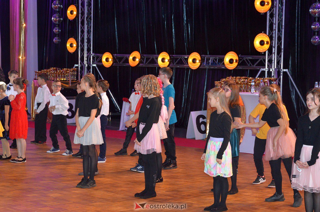 Turniej tańca O złotą podwiązkę [06.11.2021] - zdjęcie #230 - eOstroleka.pl