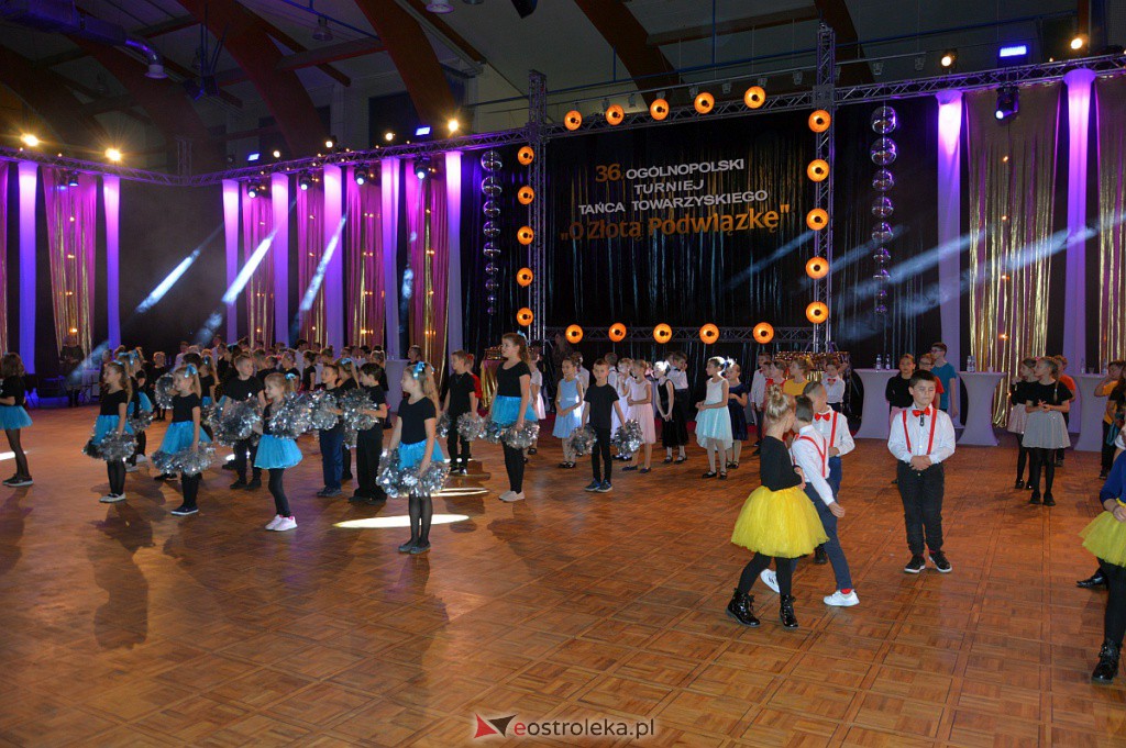 Turniej tańca O złotą podwiązkę [06.11.2021] - zdjęcie #232 - eOstroleka.pl