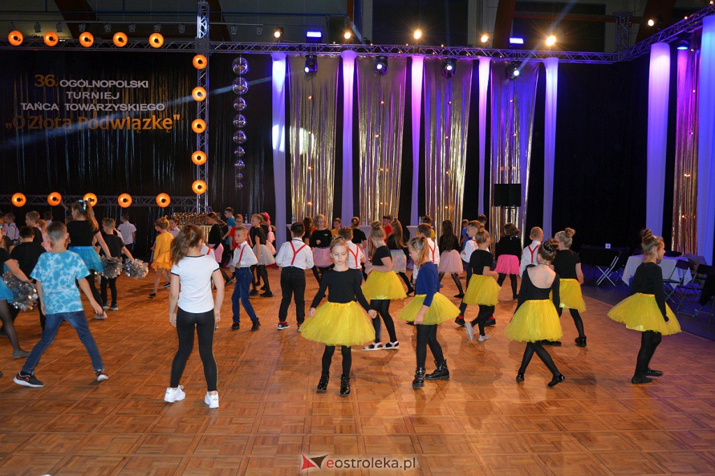 Turniej tańca O złotą podwiązkę [06.11.2021] - zdjęcie #244 - eOstroleka.pl