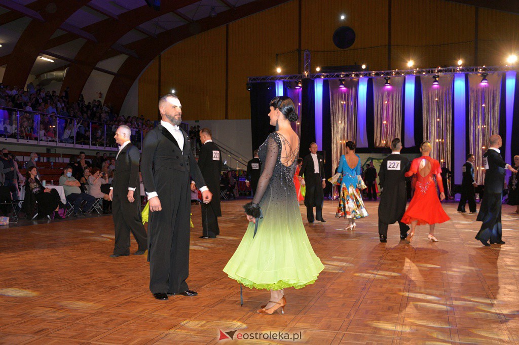 Turniej tańca O złotą podwiązkę [06.11.2021] - zdjęcie #245 - eOstroleka.pl