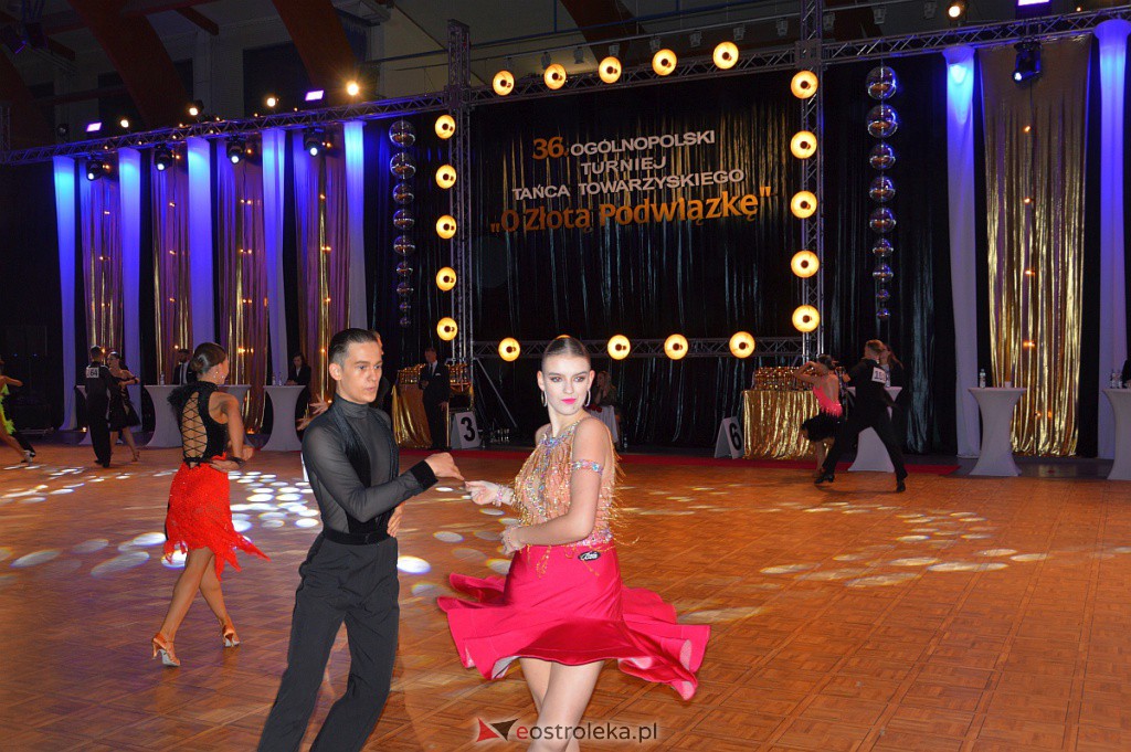 Turniej tańca O złotą podwiązkę [06.11.2021] - zdjęcie #178 - eOstroleka.pl