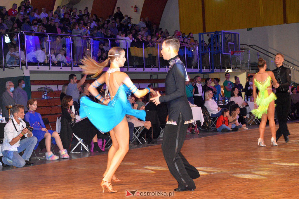 Turniej tańca O złotą podwiązkę [06.11.2021] - zdjęcie #220 - eOstroleka.pl
