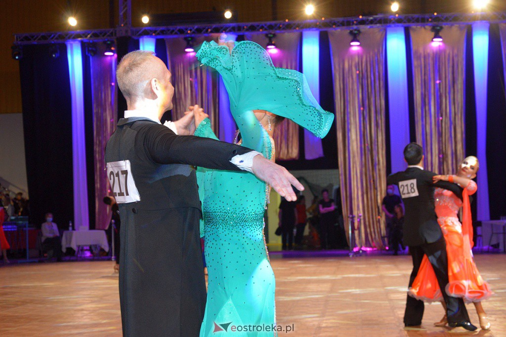 Turniej tańca O złotą podwiązkę [06.11.2021] - zdjęcie #116 - eOstroleka.pl