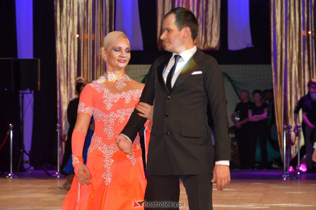 Turniej tańca O złotą podwiązkę [06.11.2021] - zdjęcie #122 - eOstroleka.pl