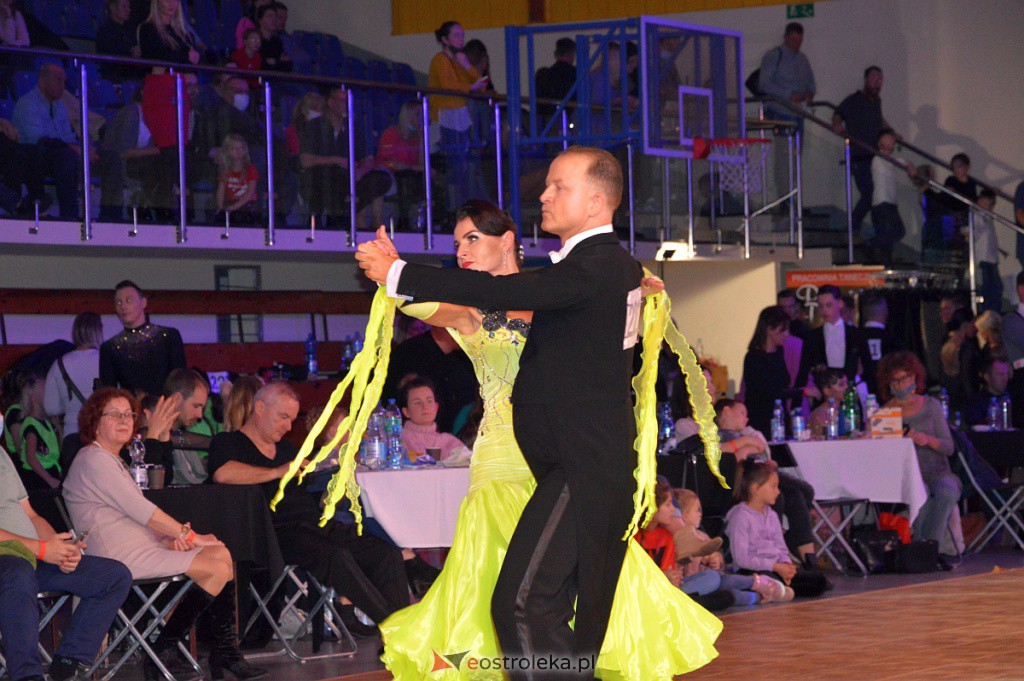 Turniej tańca O złotą podwiązkę [06.11.2021] - zdjęcie #126 - eOstroleka.pl