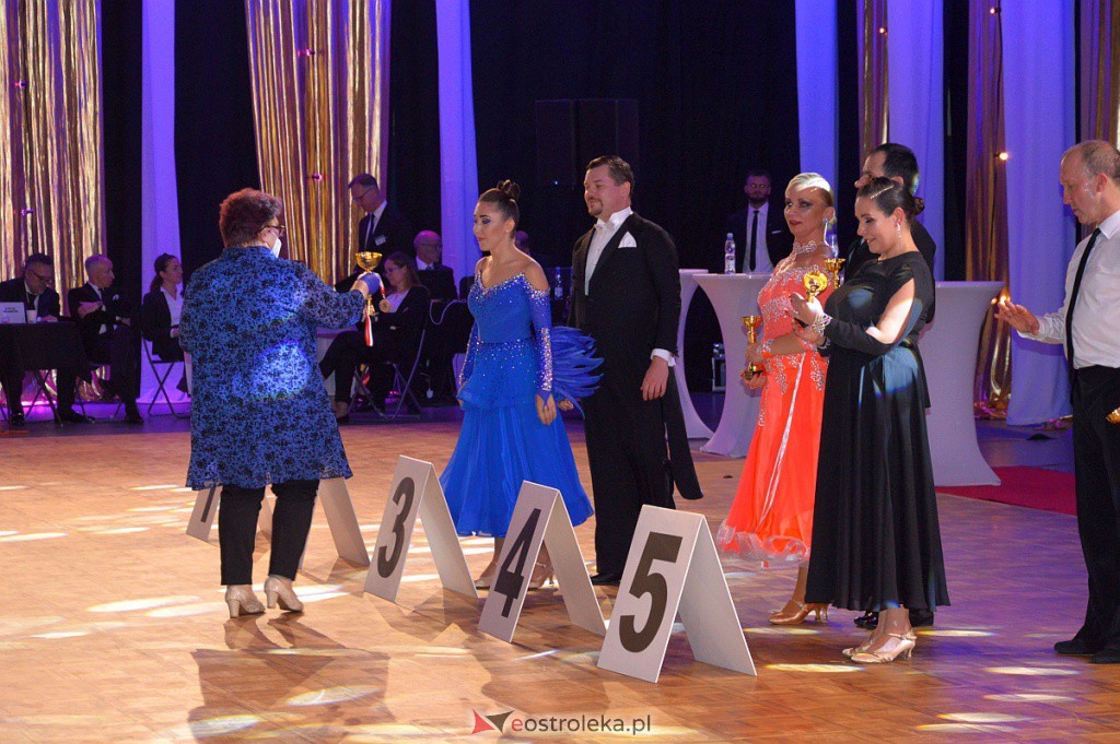 Turniej tańca O złotą podwiązkę [06.11.2021] - zdjęcie #144 - eOstroleka.pl