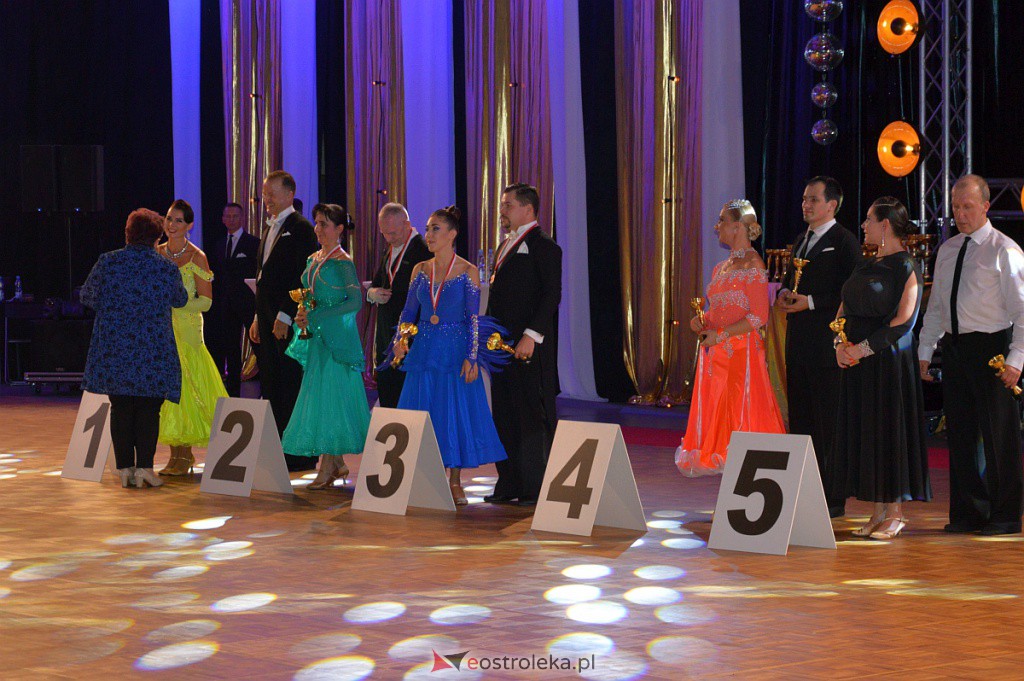 Turniej tańca O złotą podwiązkę [06.11.2021] - zdjęcie #149 - eOstroleka.pl