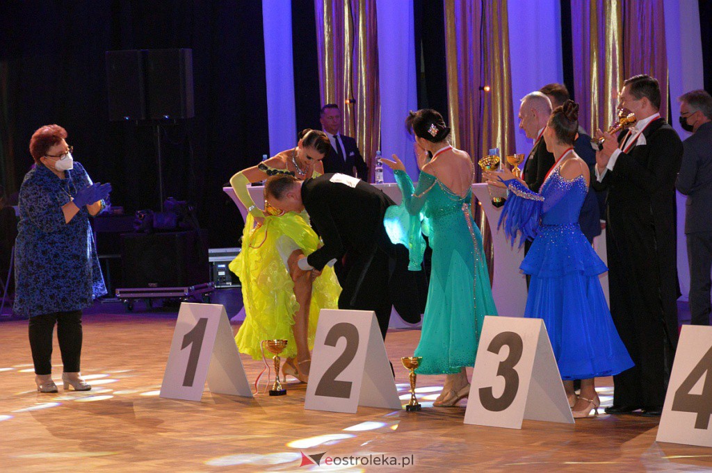 Turniej tańca O złotą podwiązkę [06.11.2021] - zdjęcie #153 - eOstroleka.pl