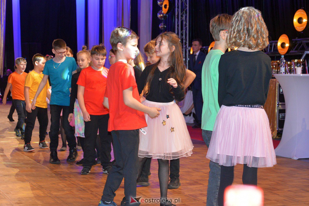 Turniej tańca O złotą podwiązkę [06.11.2021] - zdjęcie #156 - eOstroleka.pl