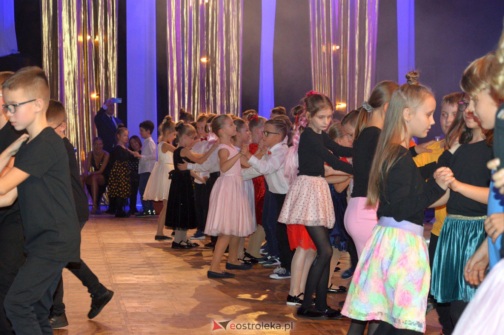 Turniej tańca O złotą podwiązkę [06.11.2021] - zdjęcie #168 - eOstroleka.pl