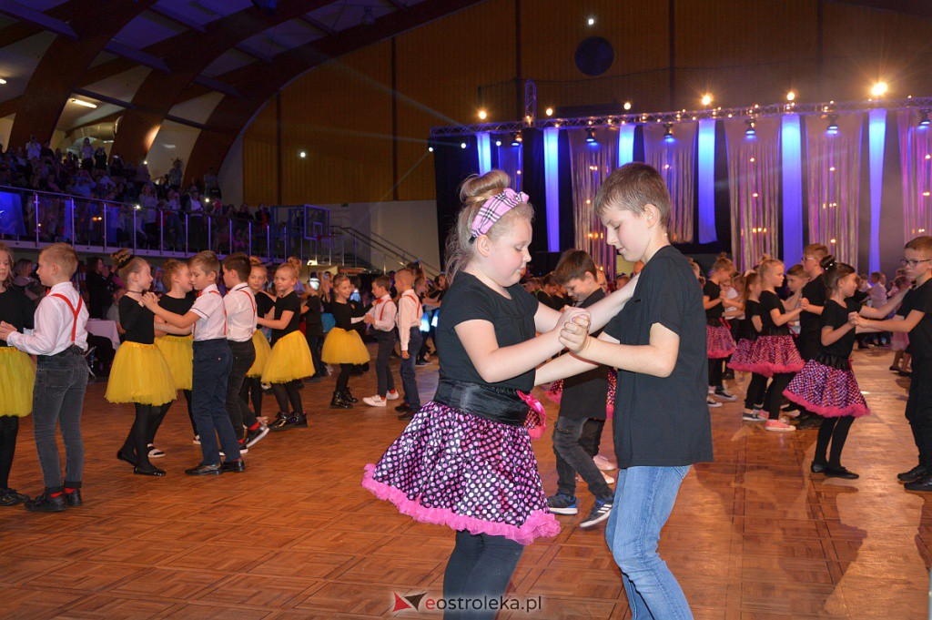 Turniej tańca O złotą podwiązkę [06.11.2021] - zdjęcie #92 - eOstroleka.pl