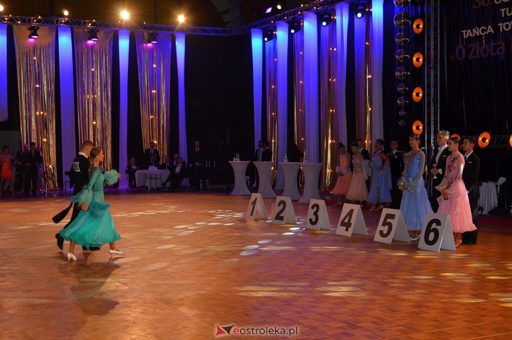 Turniej tańca O złotą podwiązkę [06.11.2021] - zdjęcie #100 - eOstroleka.pl