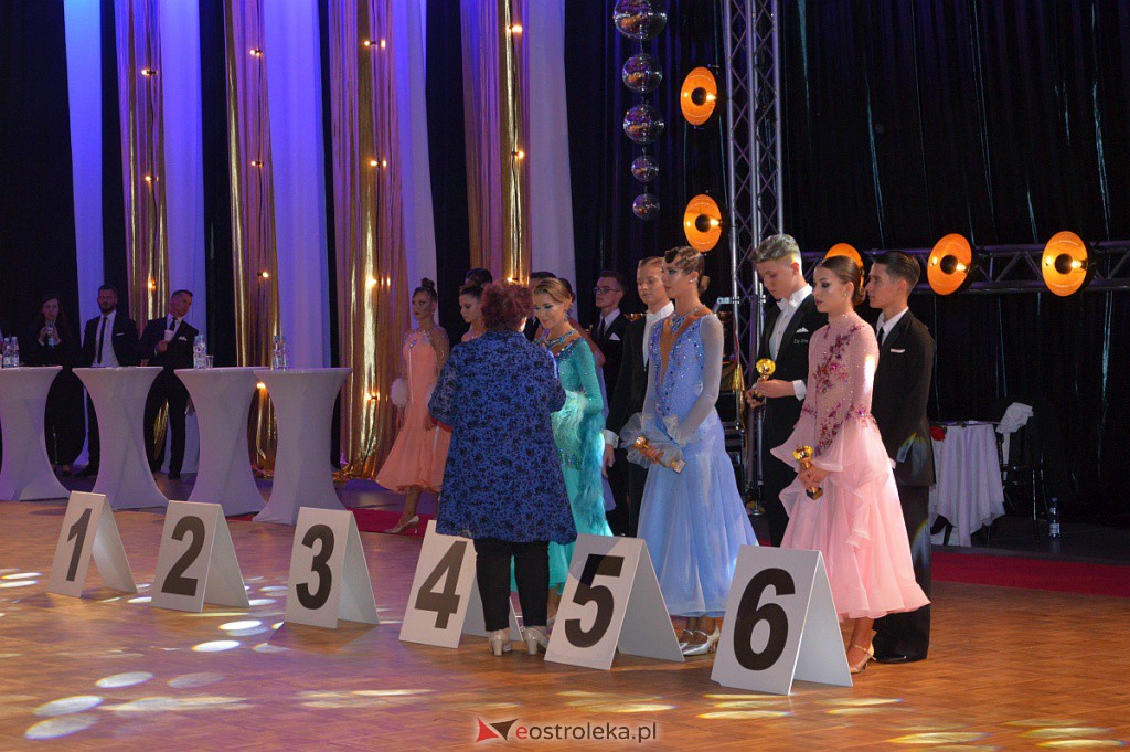 Turniej tańca O złotą podwiązkę [06.11.2021] - zdjęcie #102 - eOstroleka.pl