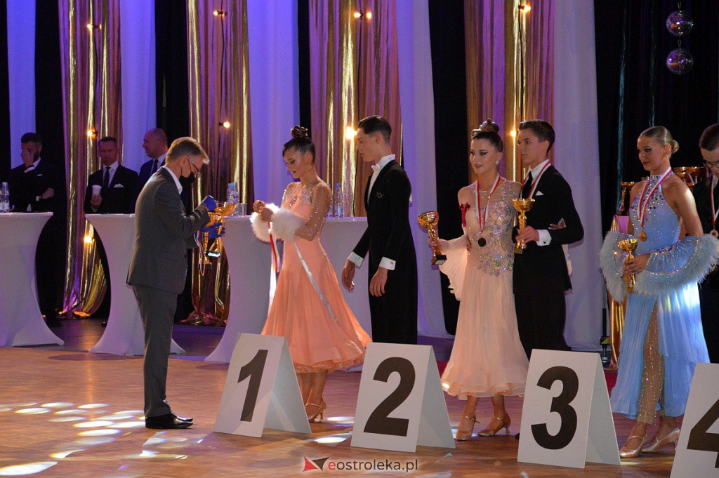 Turniej tańca O złotą podwiązkę [06.11.2021] - zdjęcie #108 - eOstroleka.pl