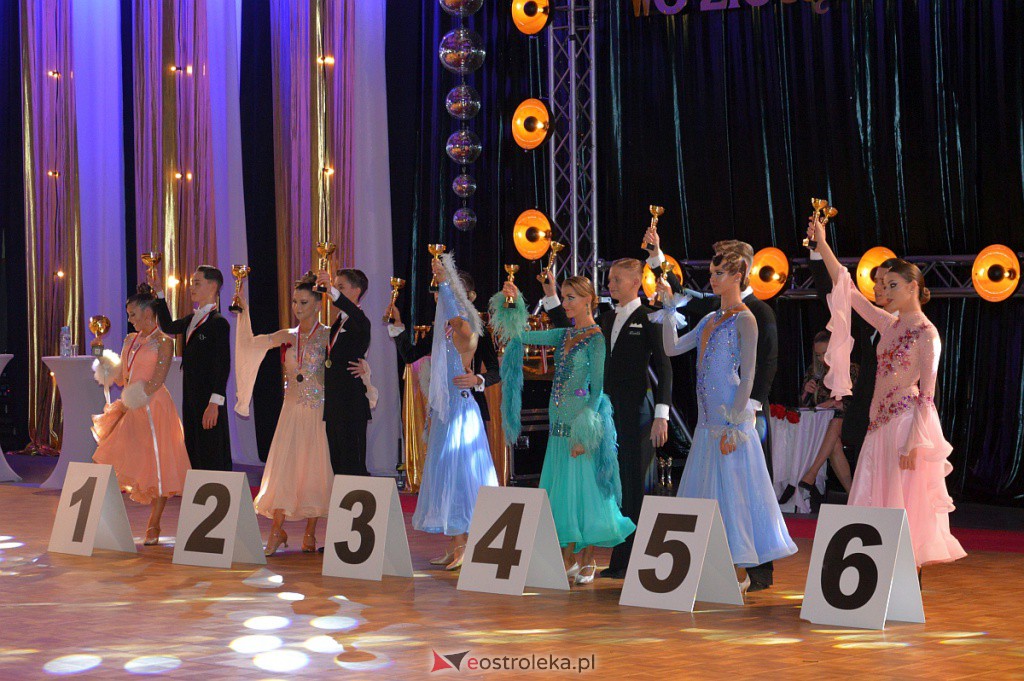 Turniej tańca O złotą podwiązkę [06.11.2021] - zdjęcie #112 - eOstroleka.pl