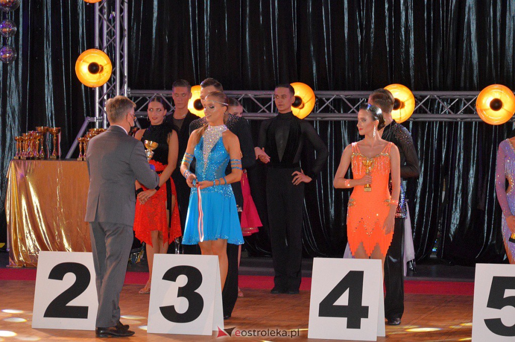 Turniej tańca O złotą podwiązkę [06.11.2021] - zdjęcie #131 - eOstroleka.pl