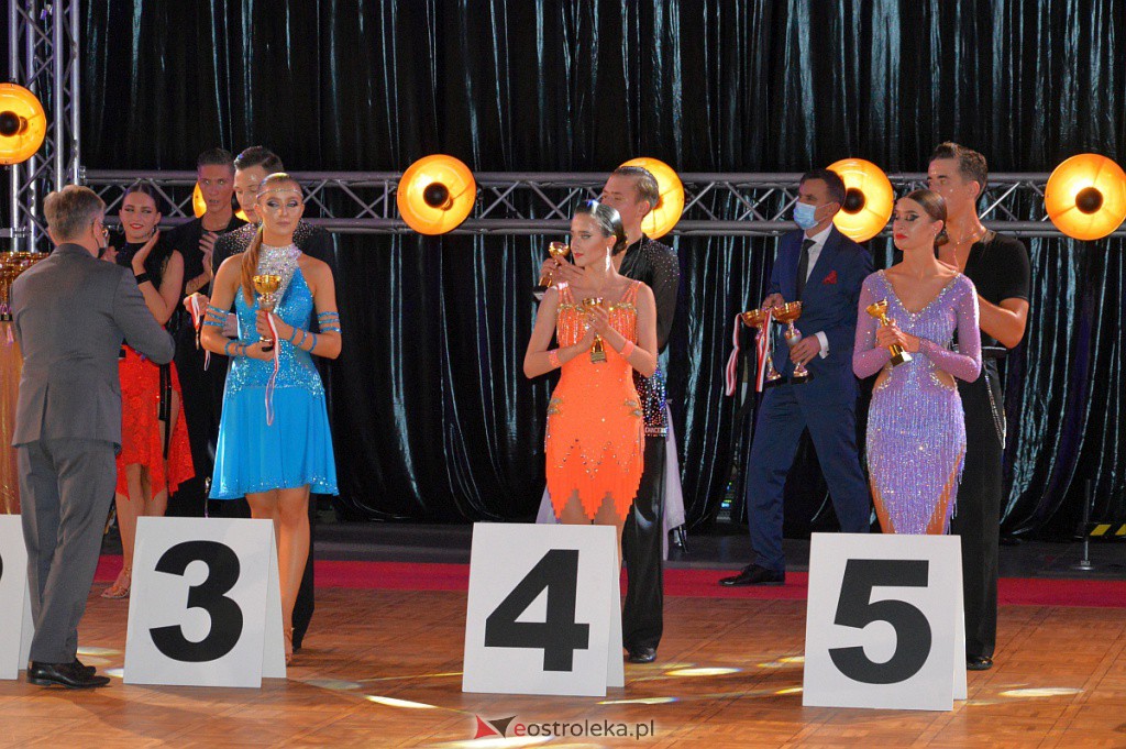 Turniej tańca O złotą podwiązkę [06.11.2021] - zdjęcie #133 - eOstroleka.pl