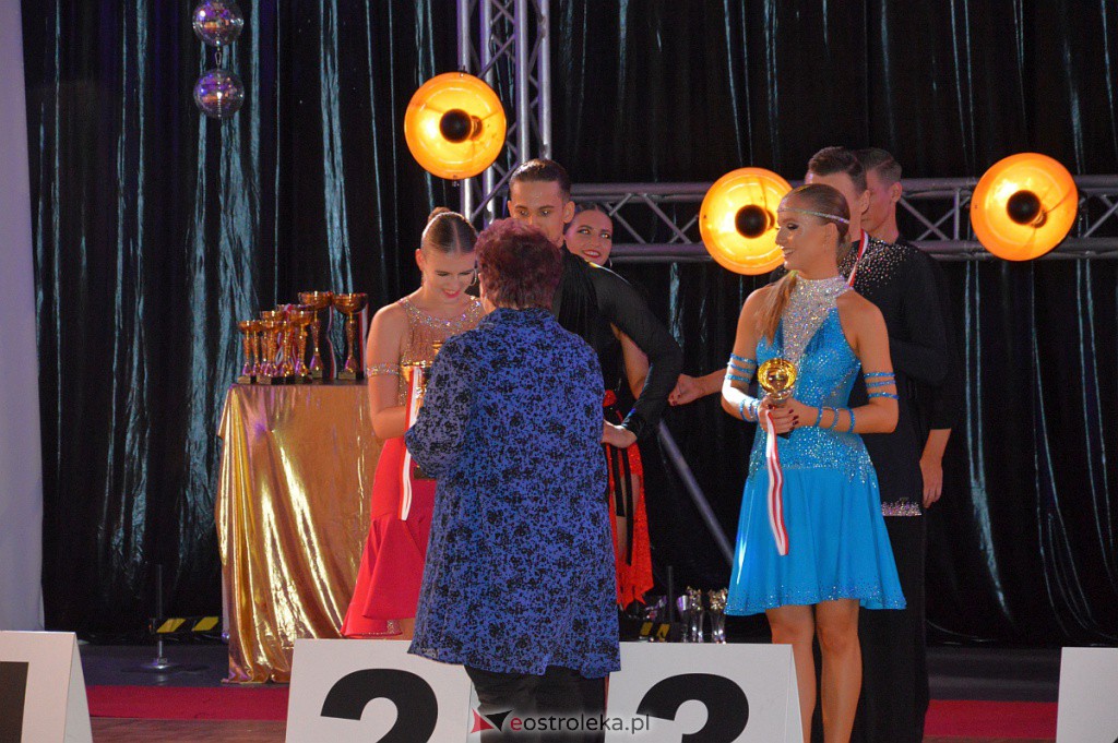 Turniej tańca O złotą podwiązkę [06.11.2021] - zdjęcie #135 - eOstroleka.pl