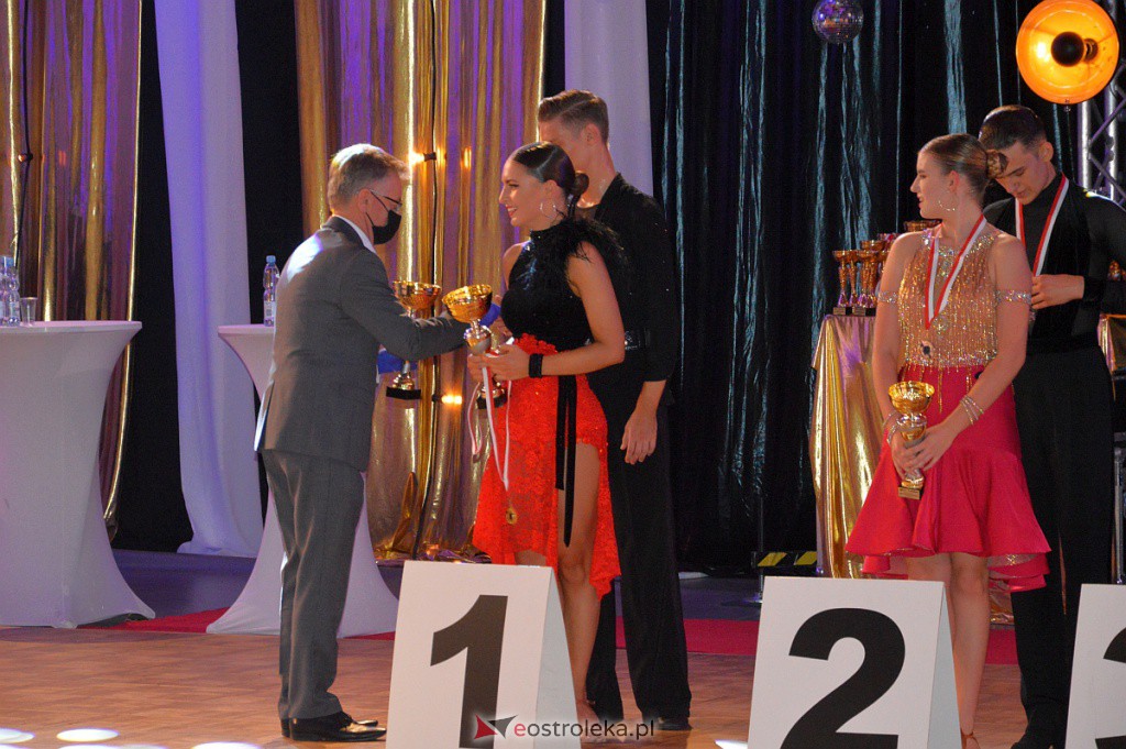 Turniej tańca O złotą podwiązkę [06.11.2021] - zdjęcie #141 - eOstroleka.pl