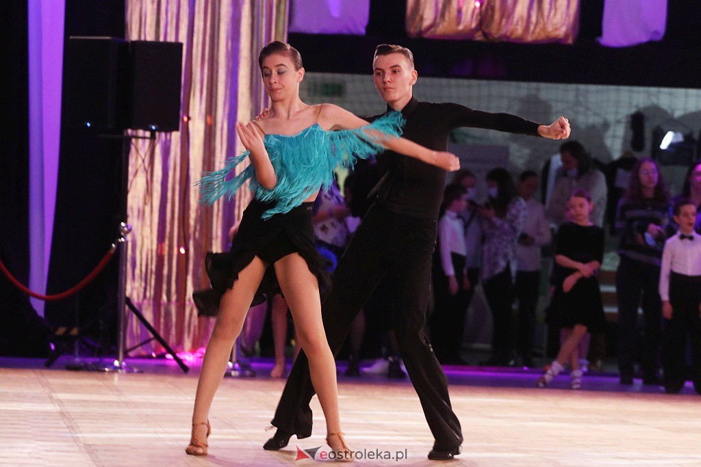 Turniej tańca O złotą podwiązkę [06.11.2021] - zdjęcie #6 - eOstroleka.pl