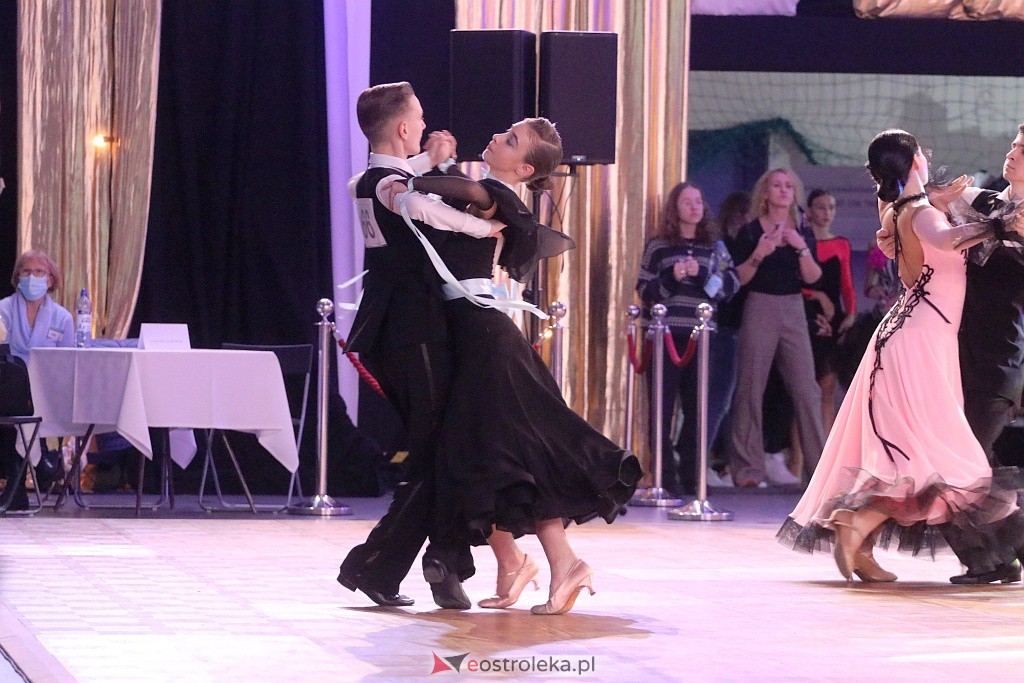 Turniej tańca O złotą podwiązkę [06.11.2021] - zdjęcie #68 - eOstroleka.pl