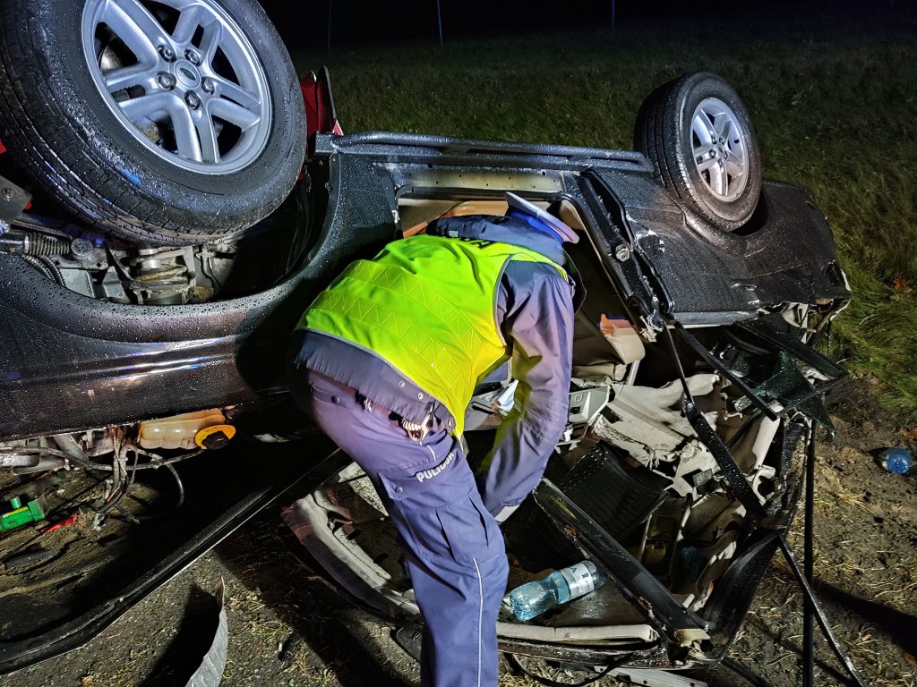 Wypadek na S8 w Wyszkowie. Nie żyje 30-letni Szwed - zdjęcie #7 - eOstroleka.pl