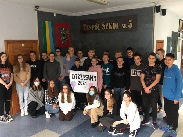 Otrzęsiny klas pierwszych w III LO - zdjęcie #6 - eOstroleka.pl