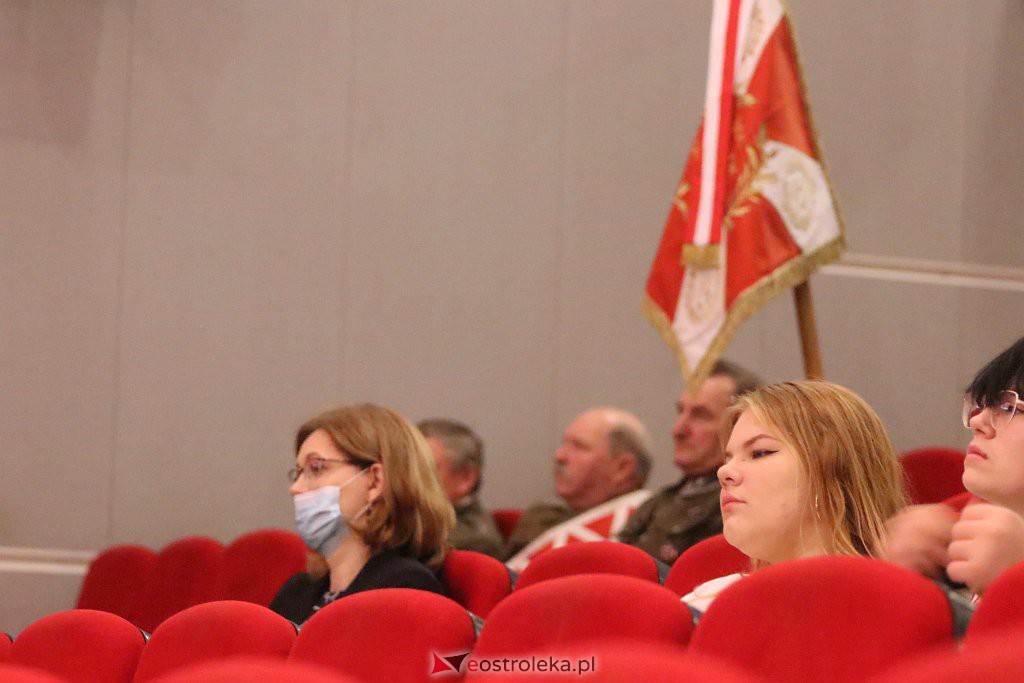 Nadzwyczajna sesja rady miasta [11.11.2021] - zdjęcie #12 - eOstroleka.pl