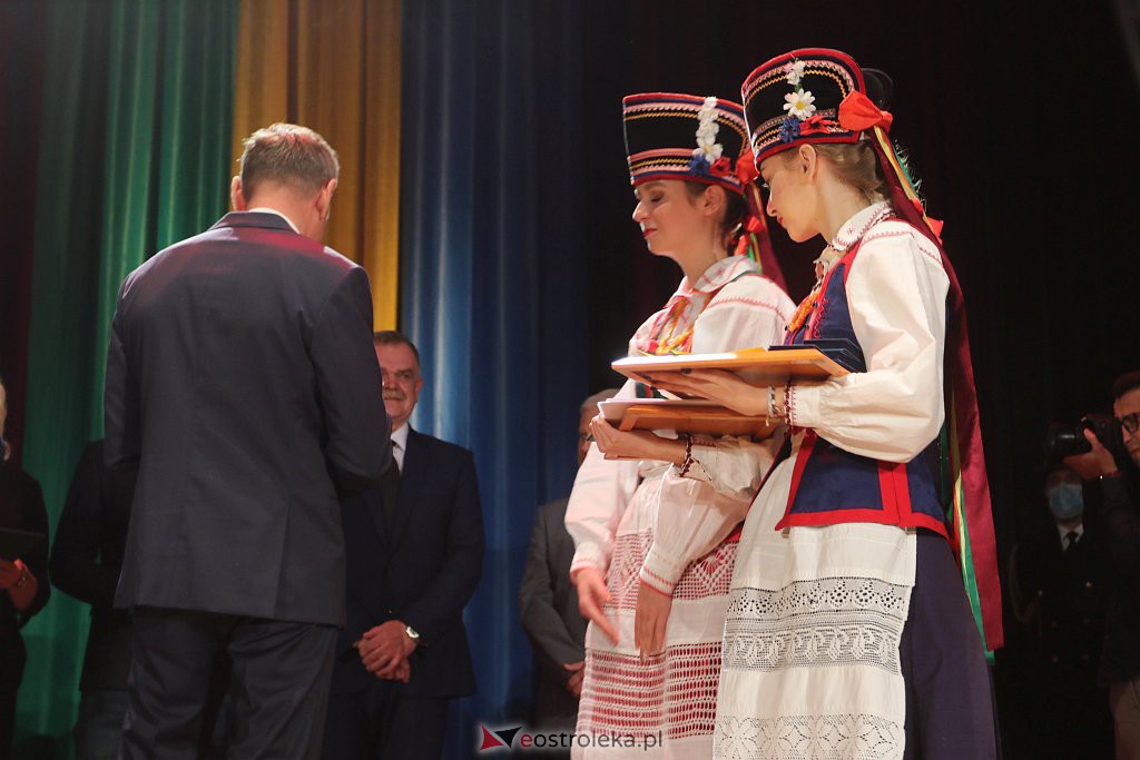 Nadzwyczajna sesja rady miasta [11.11.2021] - zdjęcie #34 - eOstroleka.pl