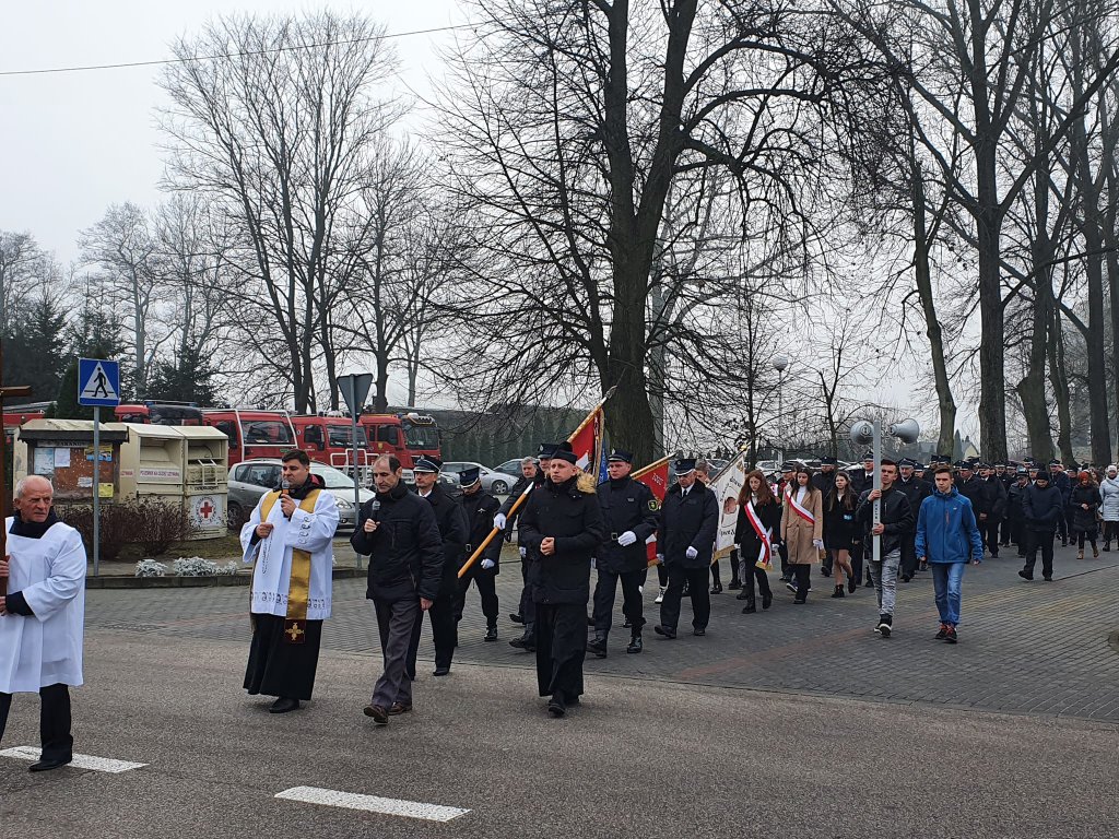 Obchody 103. rocznicy odzyskania przez Polskę Niepodległości w Baranowie [11.11.2021] - zdjęcie #17 - eOstroleka.pl