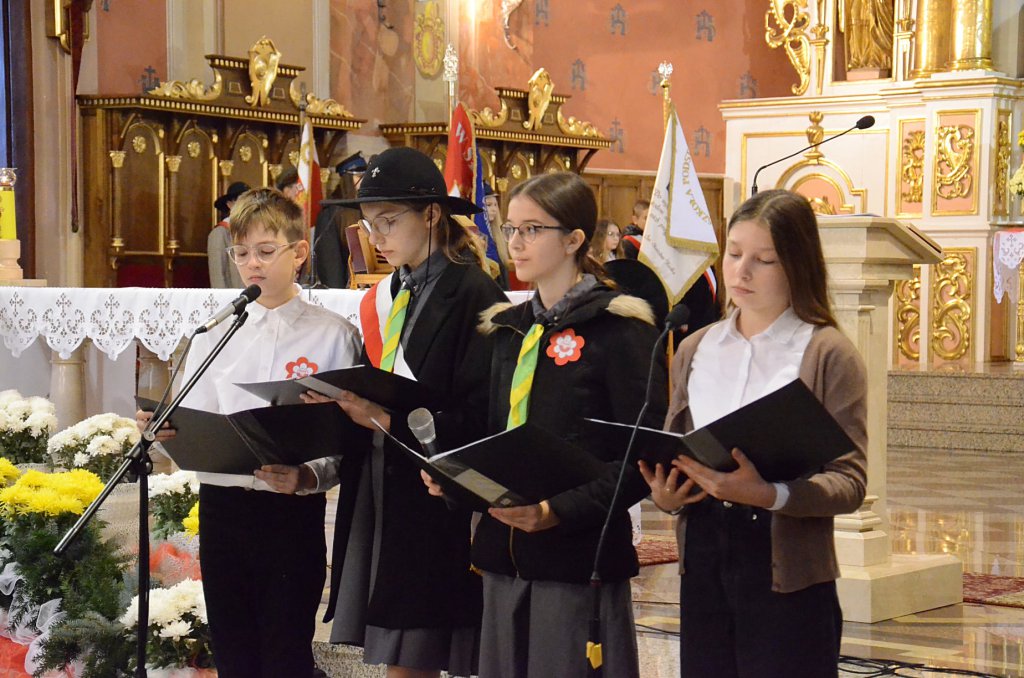 Narodowe Święto Niepodległości w Kadzidle [11.11.2021] - zdjęcie #4 - eOstroleka.pl