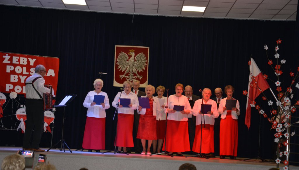„Kraj z nami! Bóg z nami!”- Obchody Święta Niepodległości w Goworowie - zdjęcie #13 - eOstroleka.pl