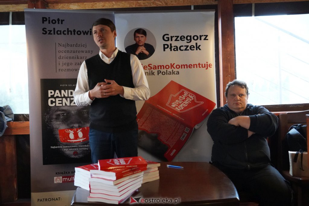Spotkanie z Grzegorzem Płaczkiem i Piotrem Szlachtowiczem [13.11.2021] - zdjęcie #6 - eOstroleka.pl