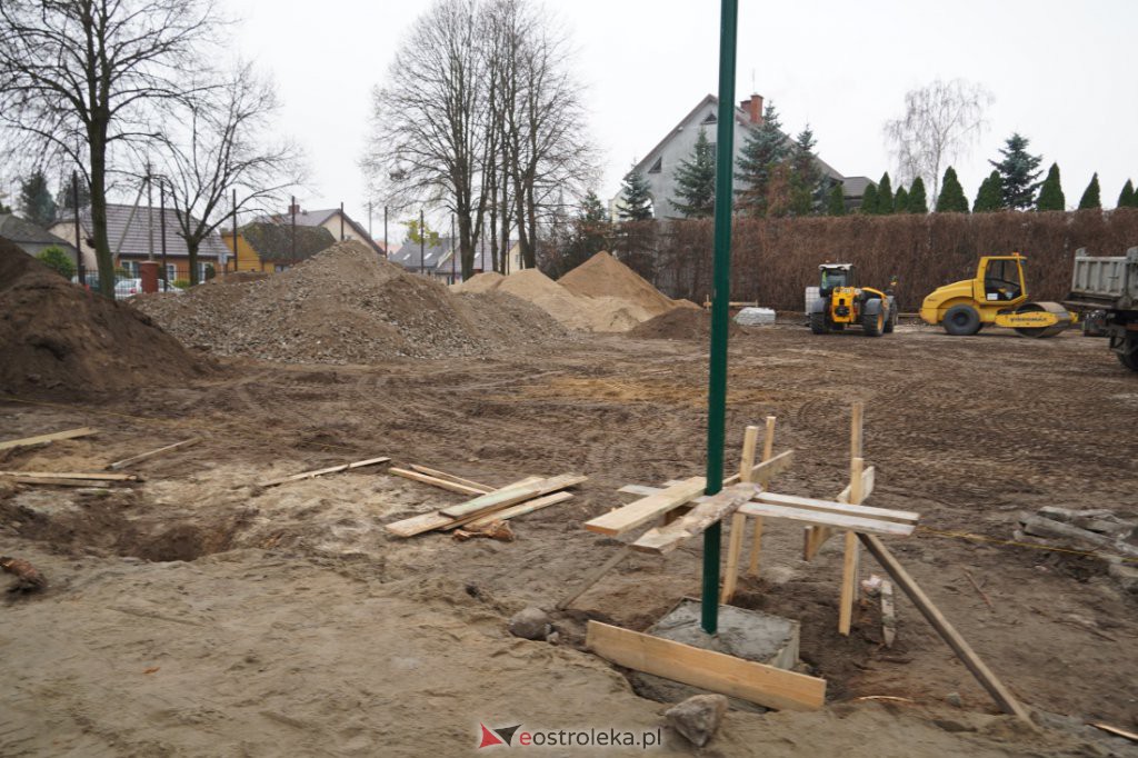 Przebudowa boiska wielofunkcyjnego przy Zespole Szkół Powiatowych w Goworowie - zdjęcie #5 - eOstroleka.pl