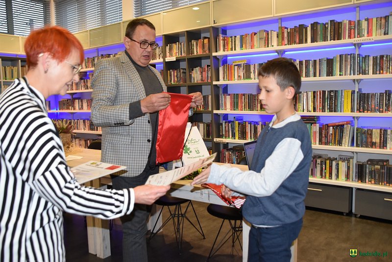 Projekt „Sieć na Kulturę” zapewnił kadzidlańskiej bibliotece nowe komputery [15.11.2021] - zdjęcie #13 - eOstroleka.pl