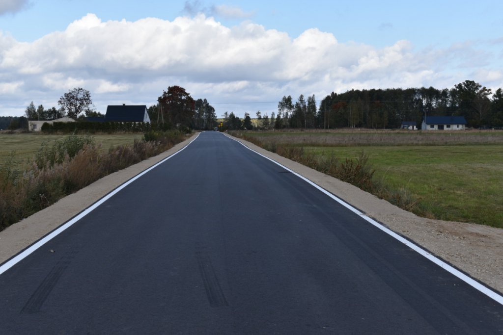 Kolejne kilometry przebudowanych dróg w Gminie Łyse - zdjęcie #13 - eOstroleka.pl