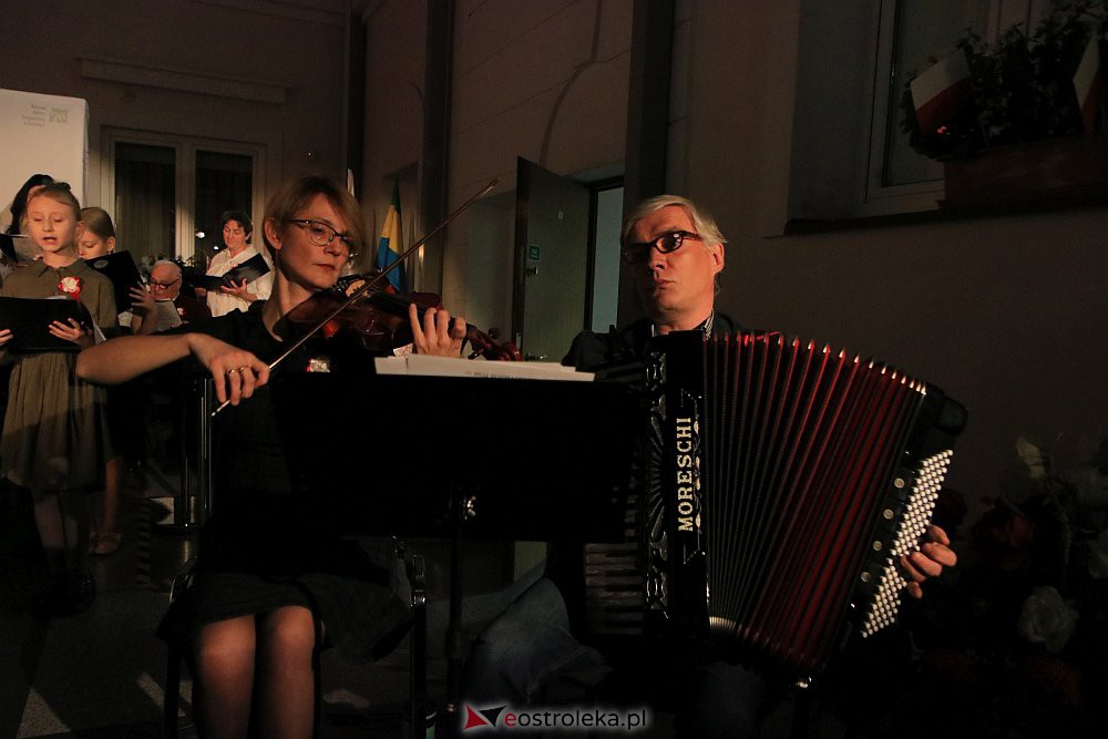 Koncert „Niepodległość znaczy Wolność” w ostrołęckim muzeum [17.11.2021] - zdjęcie #20 - eOstroleka.pl