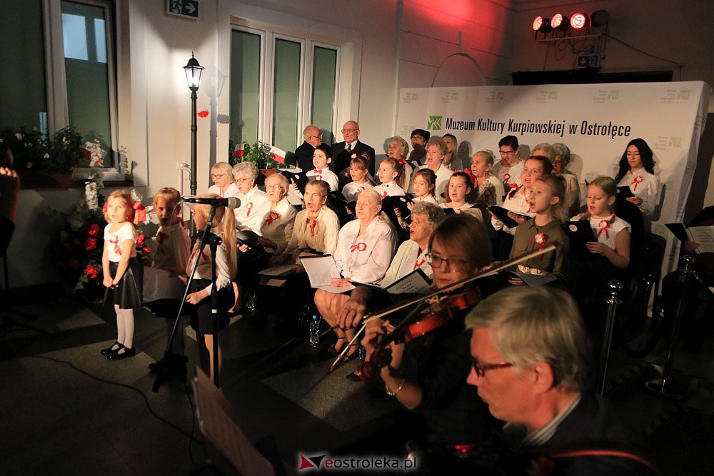 Koncert „Niepodległość znaczy Wolność” w ostrołęckim muzeum [17.11.2021] - zdjęcie #28 - eOstroleka.pl