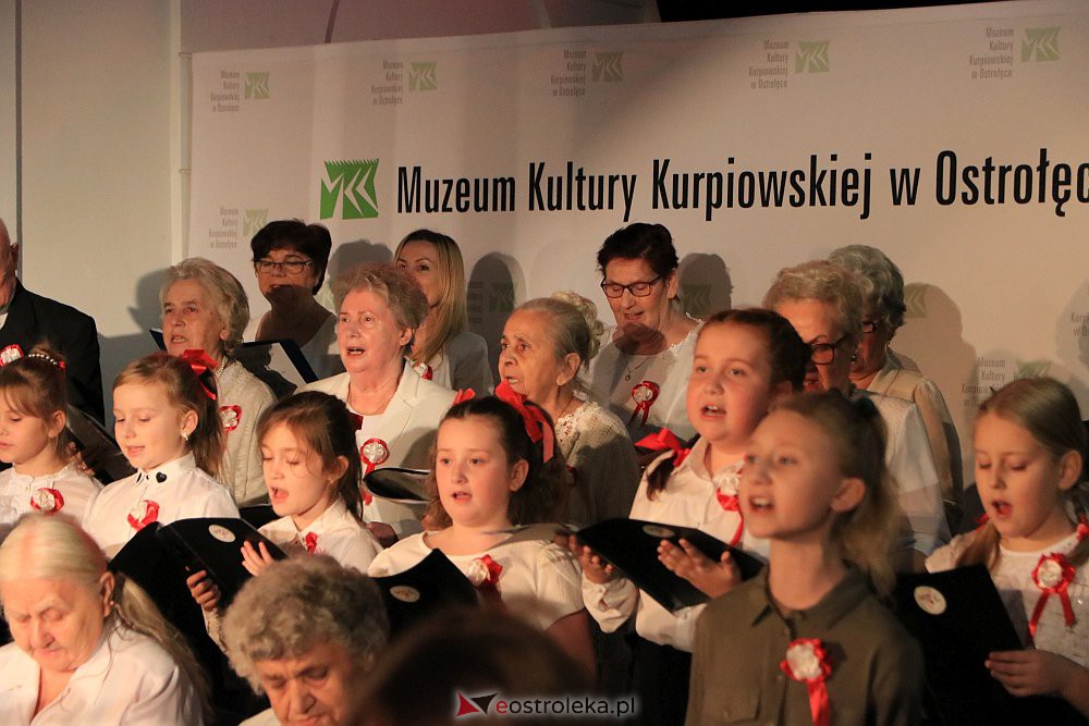 Koncert „Niepodległość znaczy Wolność” w ostrołęckim muzeum [17.11.2021] - zdjęcie #30 - eOstroleka.pl