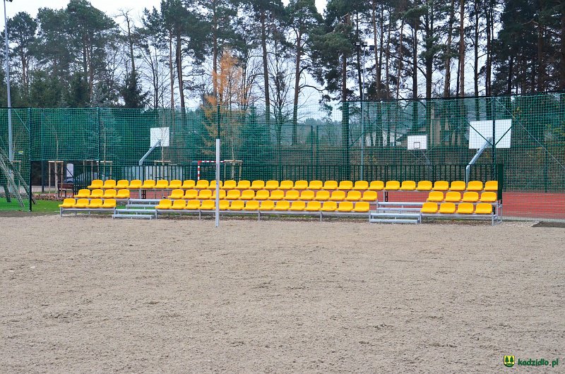 W Kadzidle powstało boisko do siatkówki plażowej [18.11.2021] - zdjęcie #1 - eOstroleka.pl