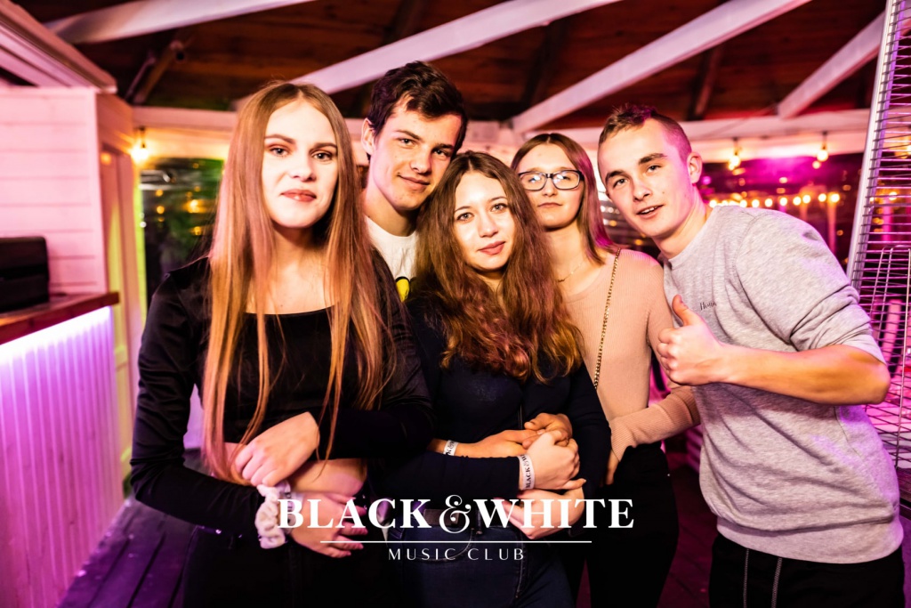 Topky w Clubie Black&White [05.11.2021] - zdjęcie #15 - eOstroleka.pl