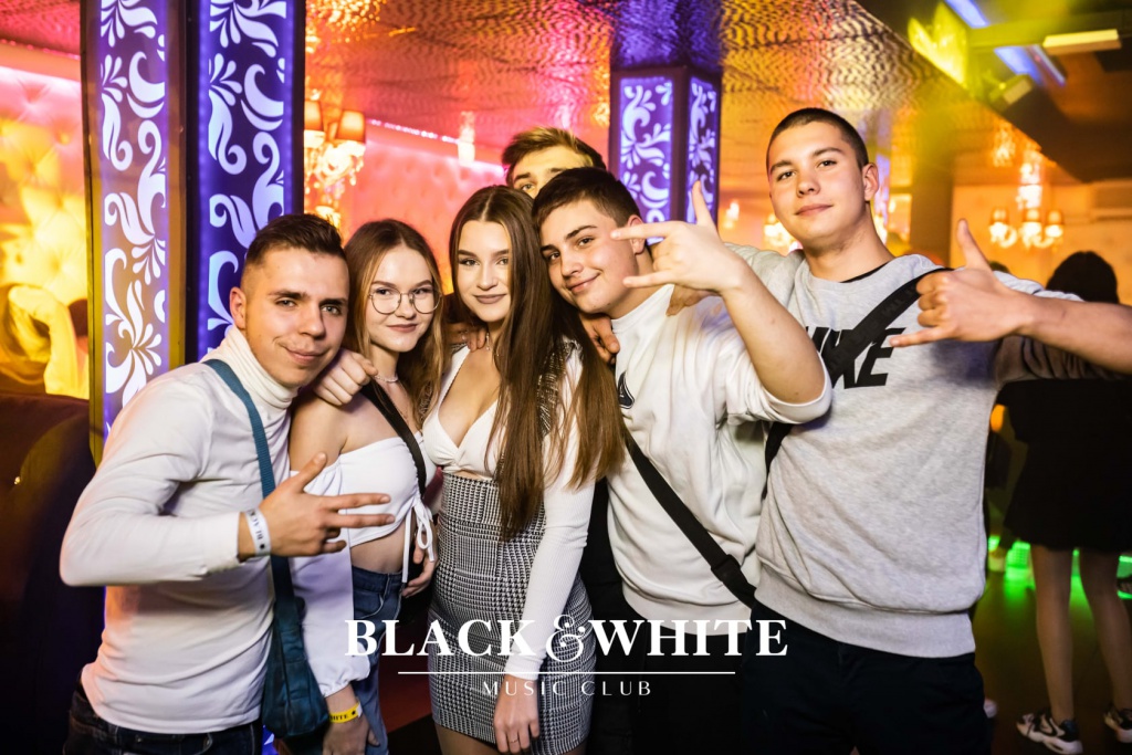 Topky w Clubie Black&White [05.11.2021] - zdjęcie #42 - eOstroleka.pl