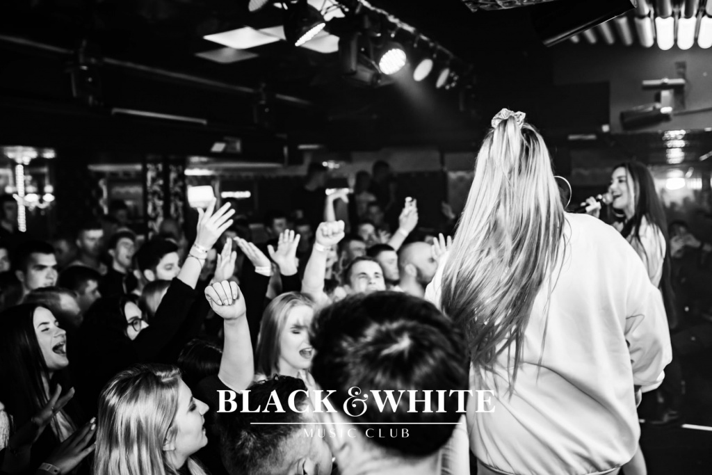 Topky w Clubie Black&White [05.11.2021] - zdjęcie #52 - eOstroleka.pl