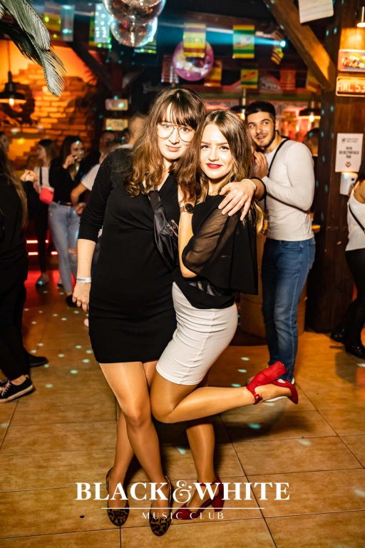 Topky w Clubie Black&White [05.11.2021] - zdjęcie #54 - eOstroleka.pl