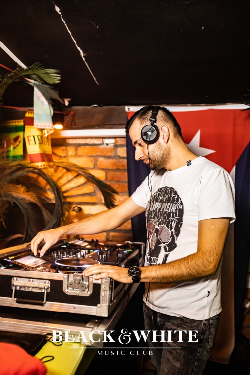 Topky w Clubie Black&White [05.11.2021] - zdjęcie #39 - eOstroleka.pl